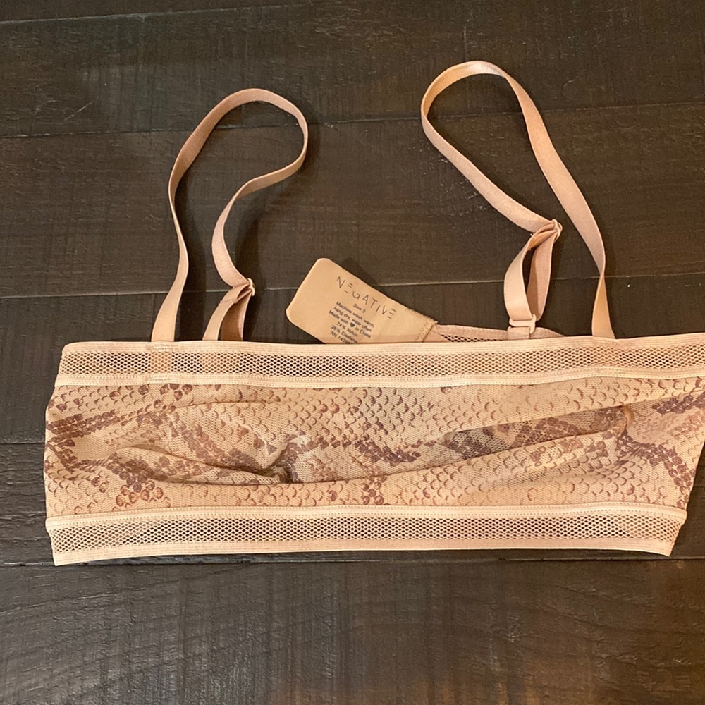 Like New Sieve Trim Bralette Size 2 in buff boa